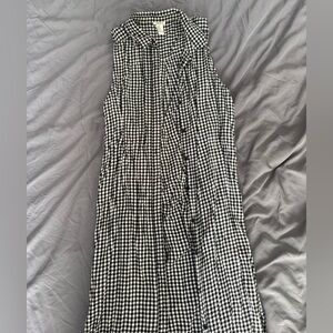 Forever 21 Black and White Gingham Midi Dress